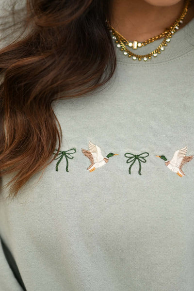 Ducks and Bows Embroidered Sweatshirt - Cracked Ginger