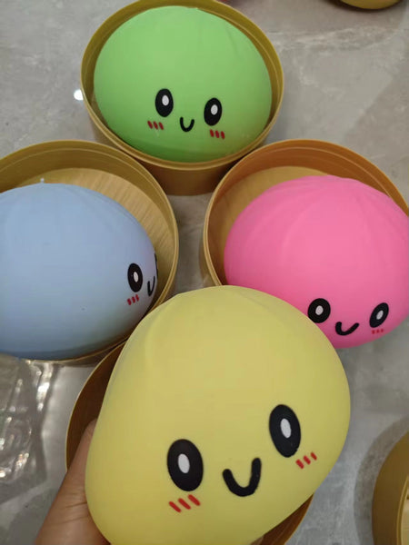Large Dumpling Squishy *Early June Shipment* - Cracked Ginger